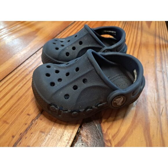 Crocs Classic Clogs Size C 4 Toddler Comfort Shoes Navy Blue EXCELLENT - Picture 1 of 3